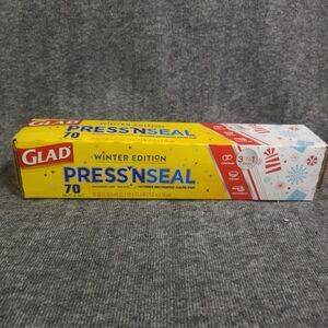 Glad Press'N Seal Winter Edition Patterned Food Wrap 70 sq ft - New